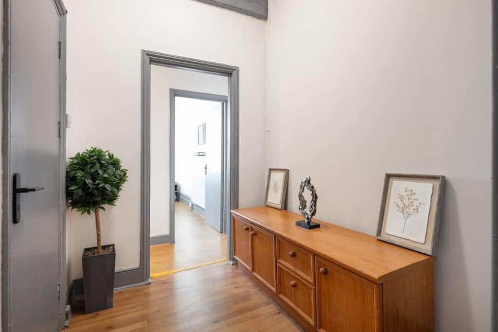 2A - Bright & Airy 2 Bed Flat - 20 Mins To Central Londra Exterior foto