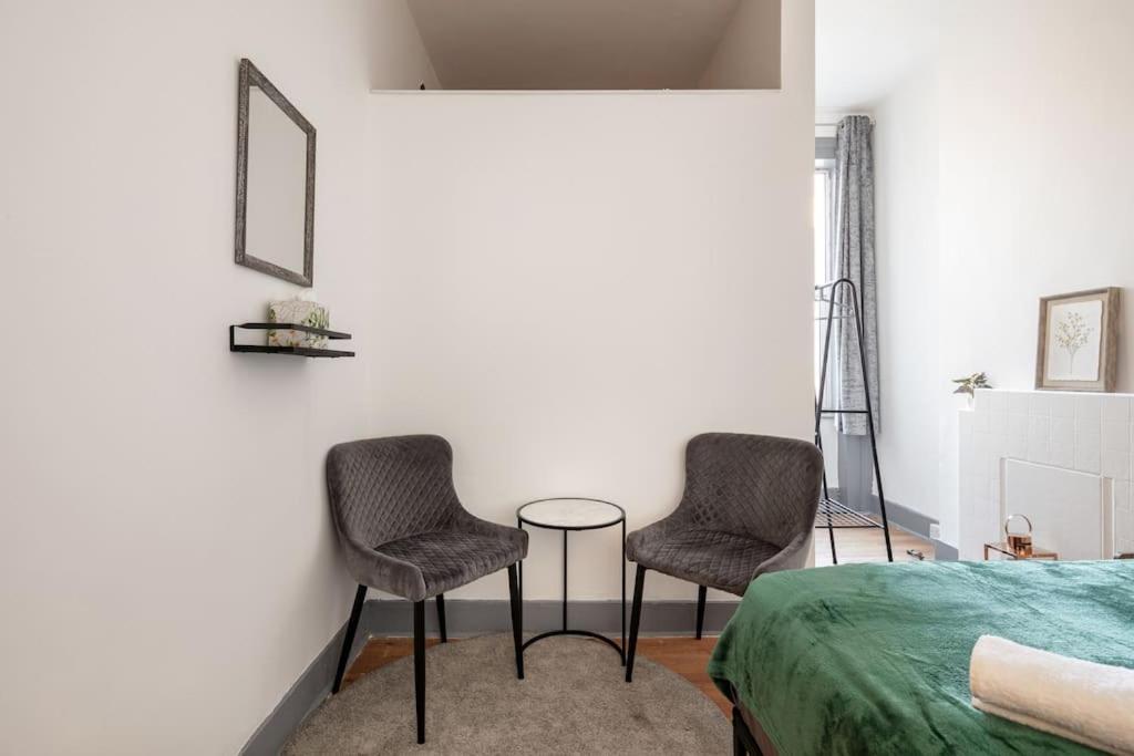 2A - Bright & Airy 2 Bed Flat - 20 Mins To Central Londra Exterior foto